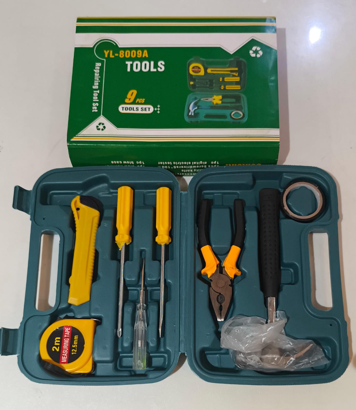8‑Piece Household Tool Kit with Carry Case – Hammer, Pliers, Screwdrivers & More 🧰