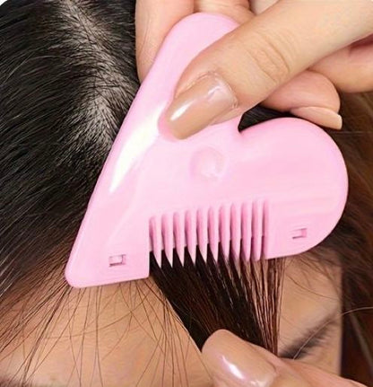 💖 Heart-Shaped Mini Hair Comb – Cute Portable Design 💕